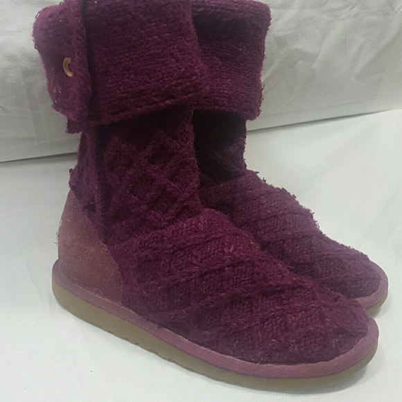 UGG Other - Cute knit ugg boots